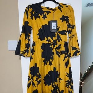 Yellow and black flower dress! NWT